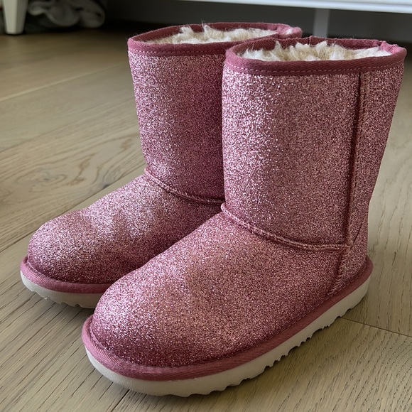 Pink Sparkle Ugg’s - Picture 2 of 3